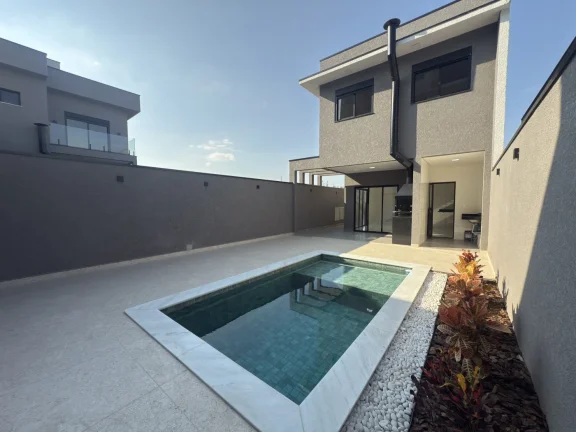 Imagem Casa a venda com 3 suítes, 4 vagas e piscina deslumbrante.