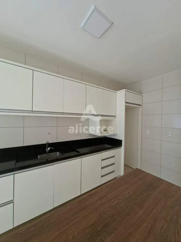 Imagem Apartamento à venda com 02 dormitórios sendo 01 suíte com 74 m² no bairro Kobrasol - São José - SC.