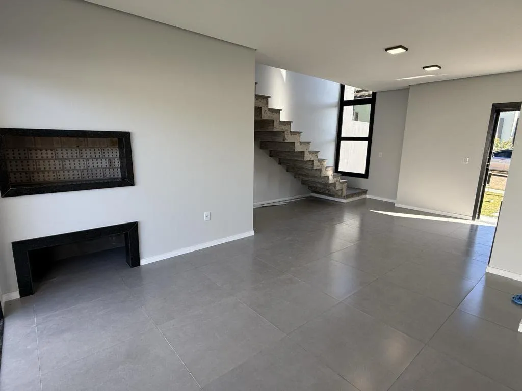 Imagem Residencial Vivare: Casa à Venda no Centro