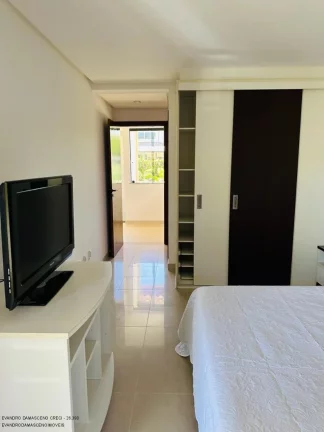 Imagem Casa de alto padrão em condomínio para locação em Catu de Abrantes, Camaçari-BA: 5 quartos, 5 suítes, 3 salas, 1 banheiro, 4 vagas, 500m².