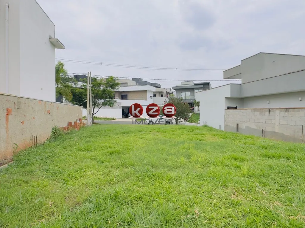 Imagem Terreno plano com 310m² a venda no Condomínio Villa do Sol, Valinhos-SP!