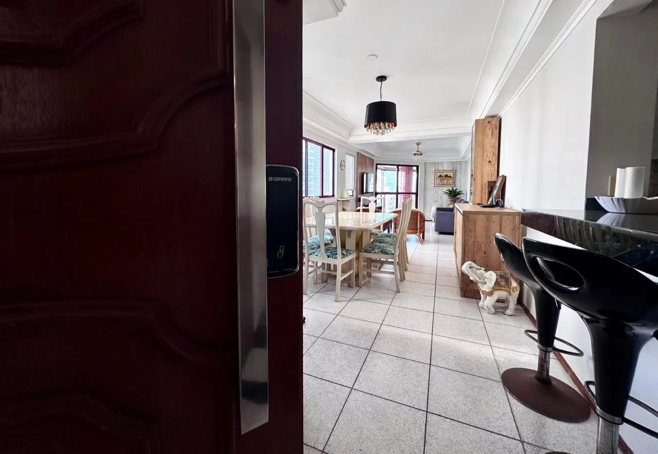 Imagem Apartamento com vista para o mar à venda com 116m2 por R$ 2.999.000,00