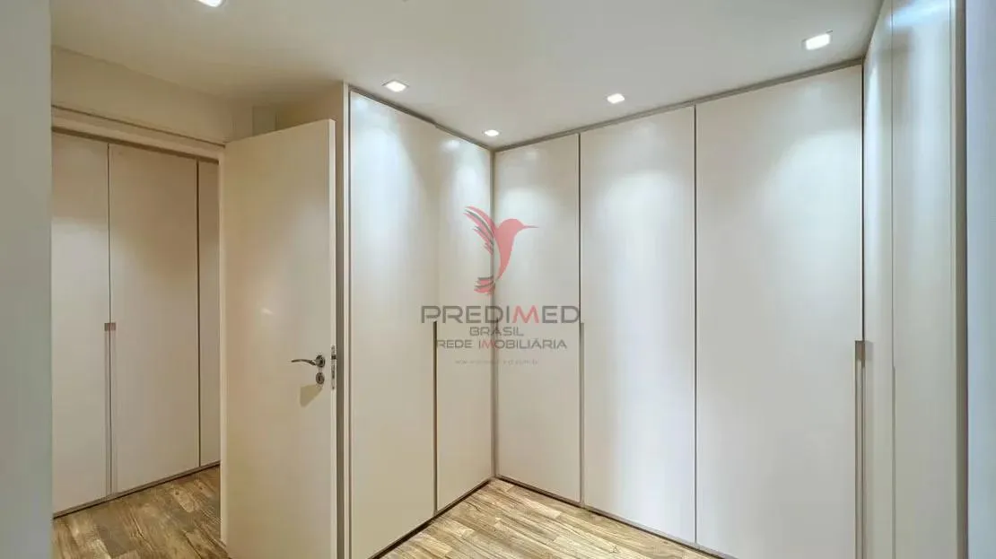 Imagem VENDO, ALUGO, NO CAMPO BELO ESTE BELÍSSIMO APARTAMENTO! ANDAR ALTO, 288M2, ACEITA PET