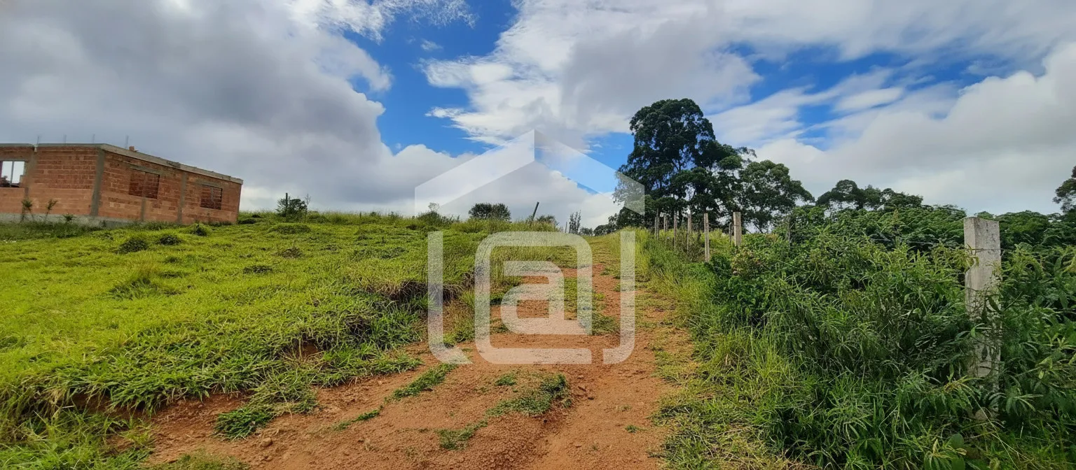 Imagem Terreno à venda em Laranjeiras, Caldas