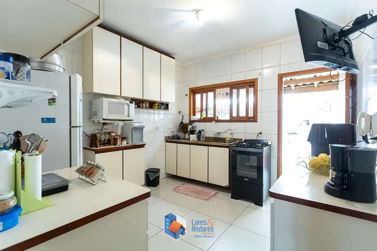 Imagem Casa para venda em Vila Anglo Brasileira com 4 quartos, sendo 2 suítes, 210m²