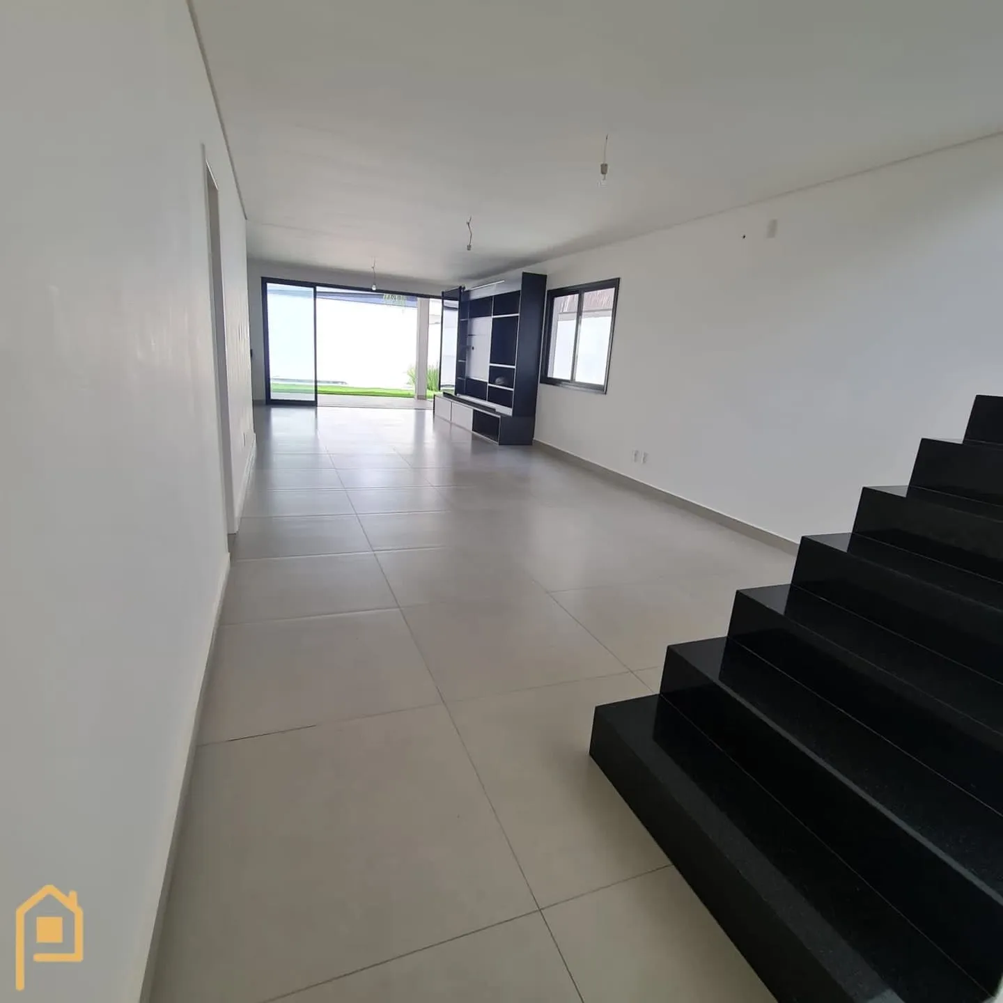 Imagem Casa à venda 3 Quartos, 3 Suites, 2 Vagas, 330M², Taubaté Village, Taubaté - SP | Condominio Taubaté Village