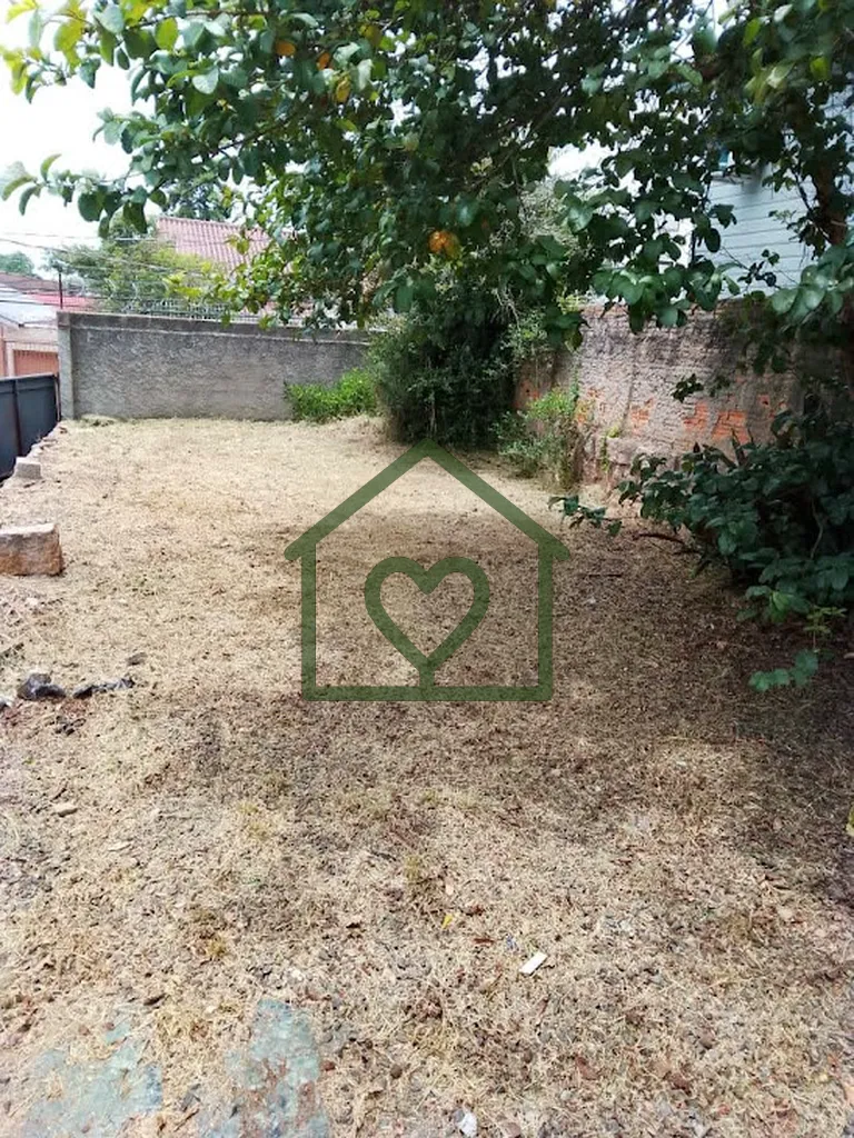 Imagem Oportunidade única! Este terreno de 300m², com 10 metros de frente e 30 metros de fundos, está si...