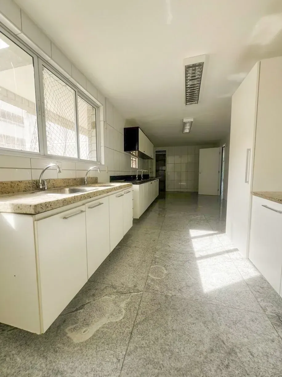 Imagem Apartamento com 3 Quartos à Venda, 260 m² em Meireles - Fortaleza