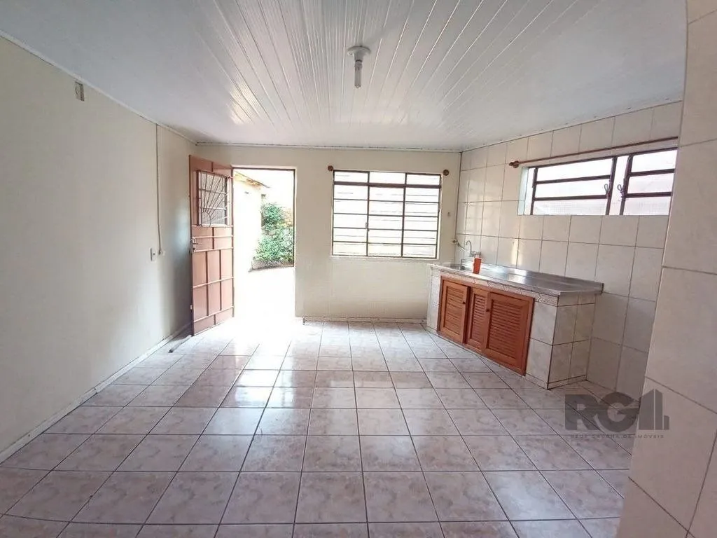 Imagem Casa de 2 dormitórios no bairro Campo Novo