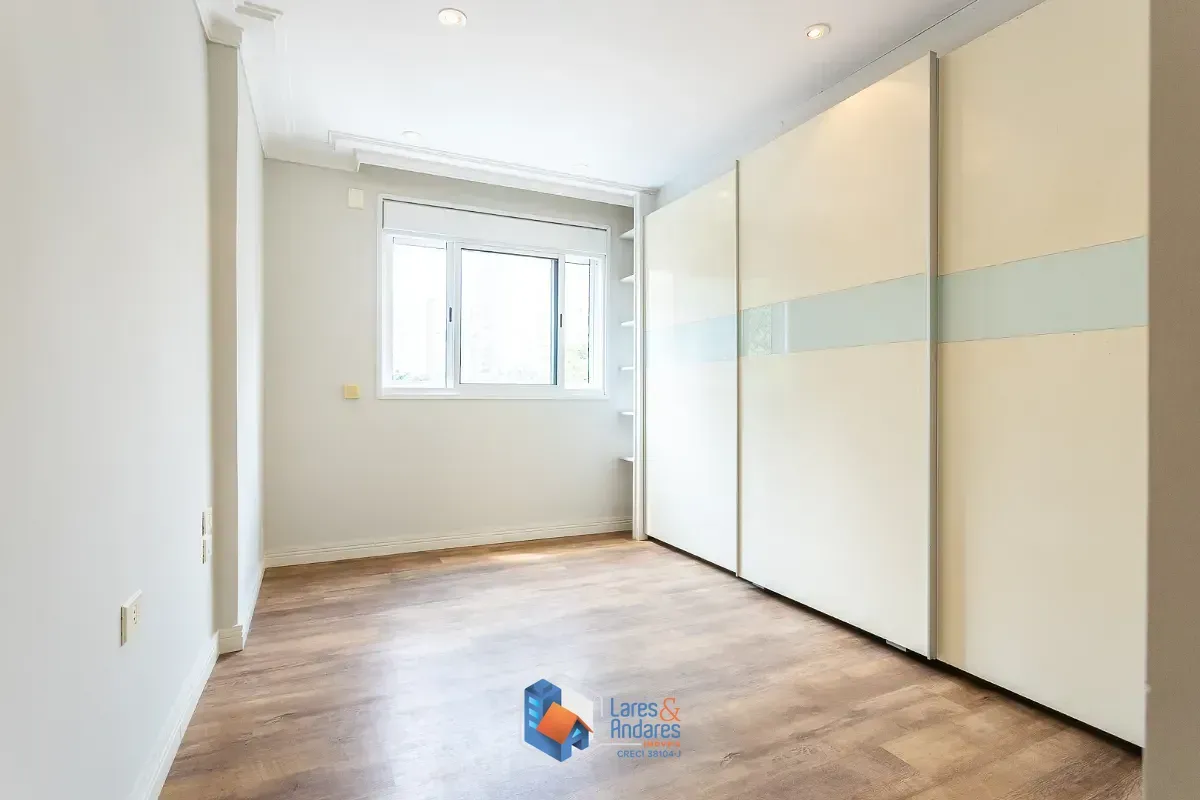 Imagem Apartamento para venda em Itaim Bibi com 4 quartos, sendo 1 suíte, 196m²