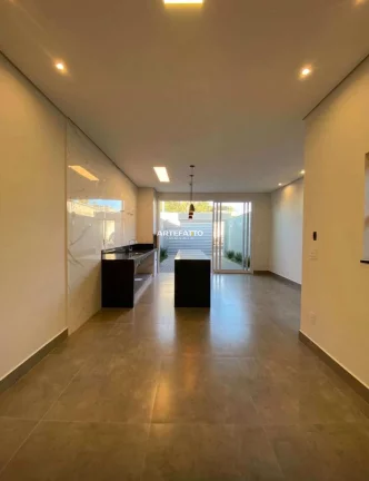 Imagem Residência à venda no bairro Três Colinas, próximo a Av. São Vicente