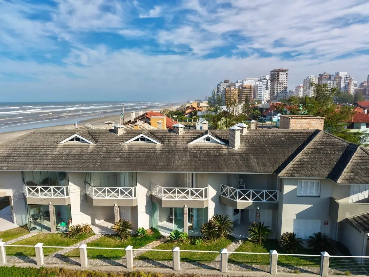 Imagem CASA EM RESIDENCIAL À VENDA