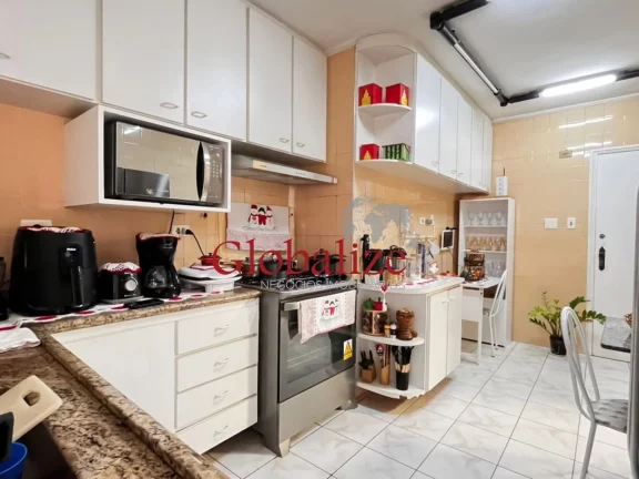 Imagem Apartamento à venda com 100m², 2 quartos, garagem fechada, dependência completa por R$480.000,00 na Ponta da Praia em Santos