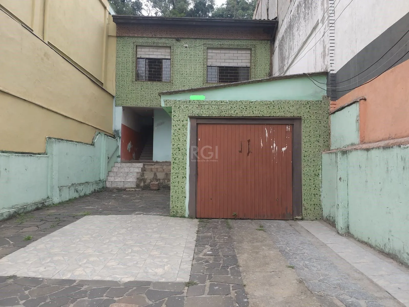 Imagem Casa para Venda - 136m², 4 dormitórios, 1 vaga - Agronomia