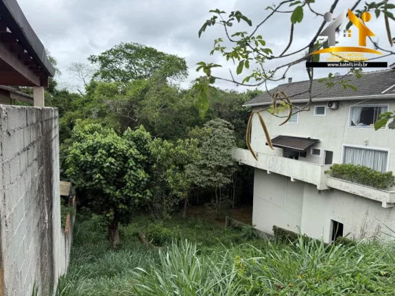 Imagem Terreno à venda no condomínio Golf Village na Granja Viana - Batelli Imóveis