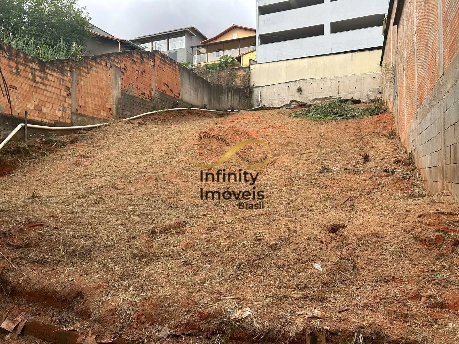 Imagem Loteamento à venda no bairro João Pinheiro - Belo Horizonte/MG