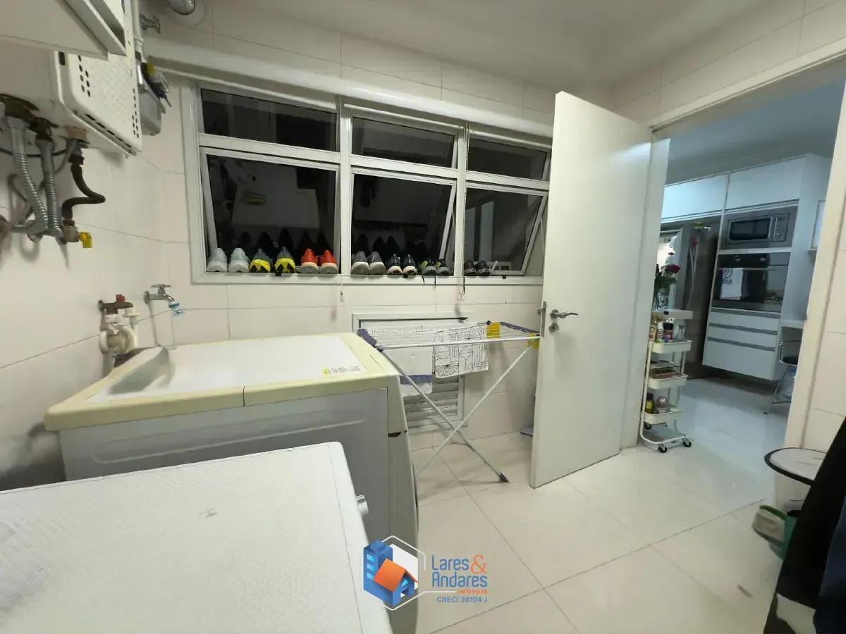 Imagem Apartamento para venda em Campo Belo com 3 quartos, sendo 3 suítes, 162m²