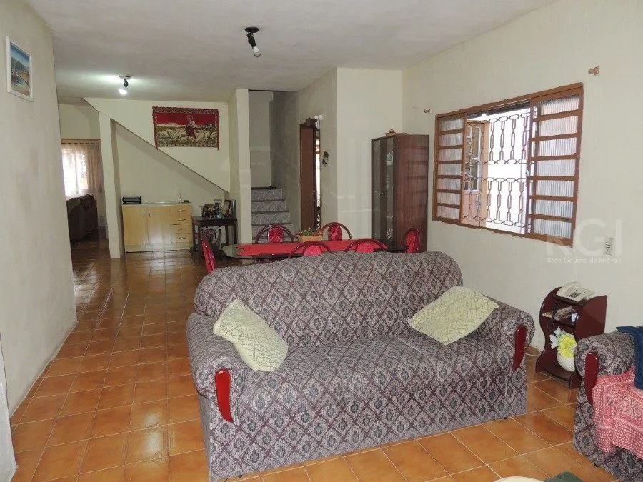 Imagem Sobrado para Venda - 280m², 3 dormitórios, 2 vagas - Alegria