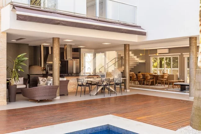 Imagem Casa de Condomínio em Alphaville - Santana de Parnaíba, SP