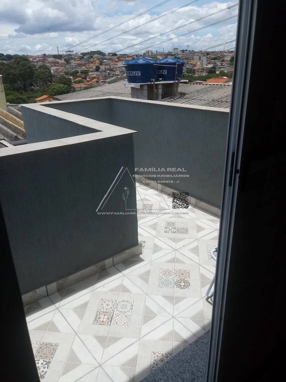 Imagem Sobrado com 3 dormitórios, 01 vaga coberta, a venda na Vila Talarico.