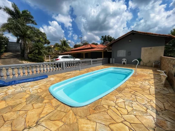 Chácara com 4 dormitórios à venda, 260m² por R$ 960.000 - Jardim São Paulo em Rua Ana Viana