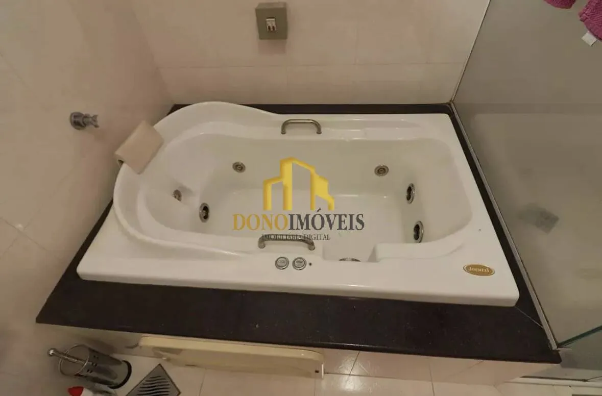 Imagem Sobrado 255 m² | 3 Dorms (1 Suíte) | 5 Vagas | Área Gourmet