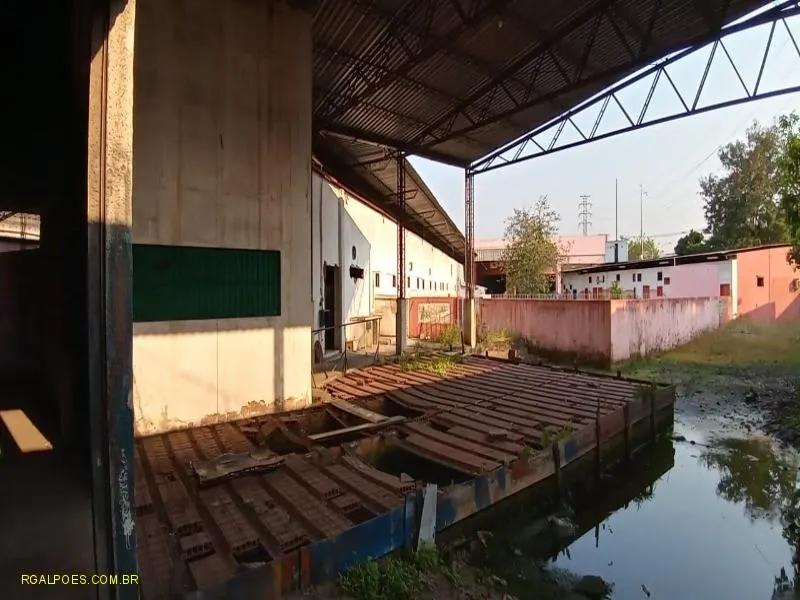 Imagem Galpão para Venda em DUQUE DE CAXIAS, Centro, 6 banheiros