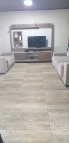 Imagem VENDA DE CHÁCARA NO ARALU EM SANTA ISABEL/SP, 3.750m² de terreno com casa principal, 2 piscinas, jacuzzi, edícula, espaço gourmet e horta CONSULTE-NOS