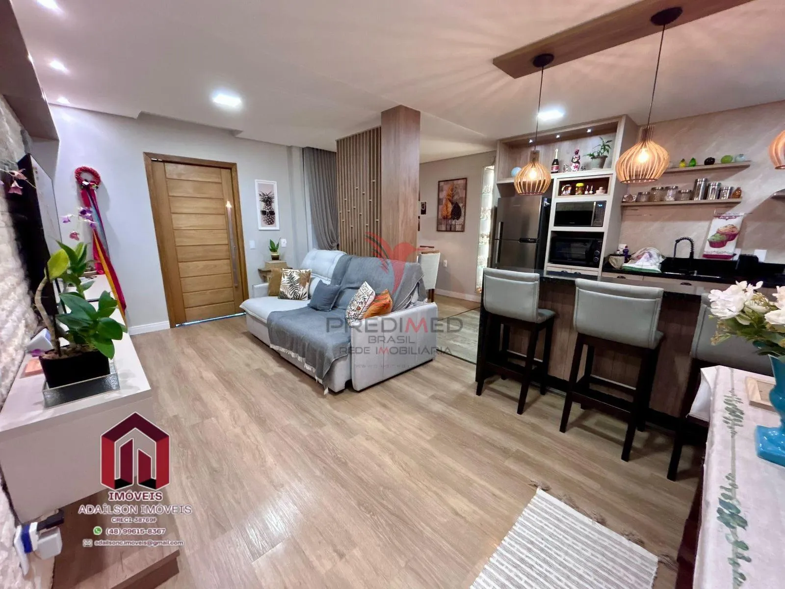 Imagem Casa Porteira Fechada à Venda em Balneário Piçarras/SC Brasil