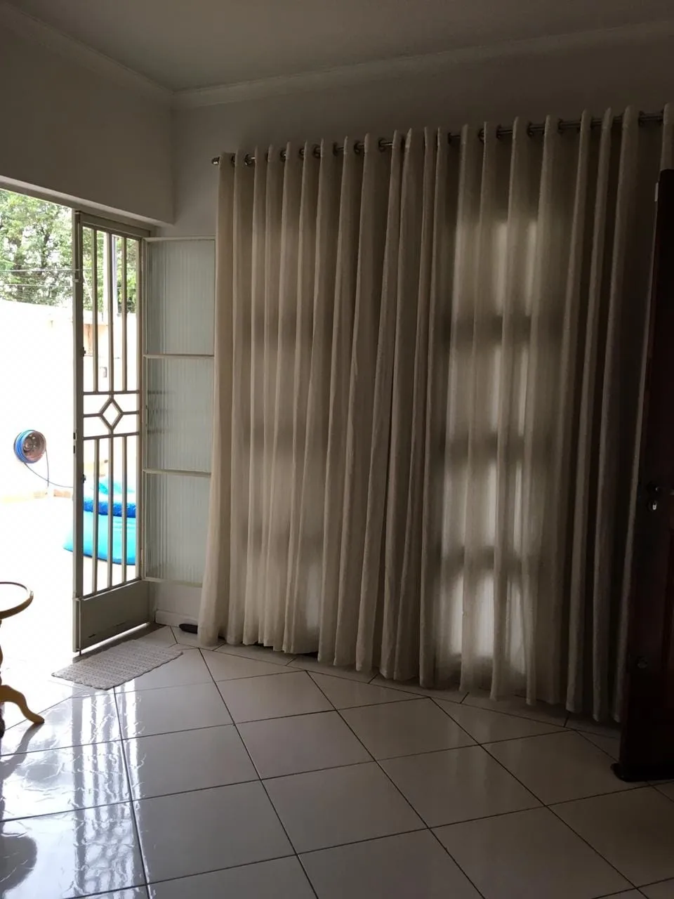 Imagem Casa à venda 2 Quartos, 1 Suite, 3 Vagas, Vila São José, Taubaté - SP