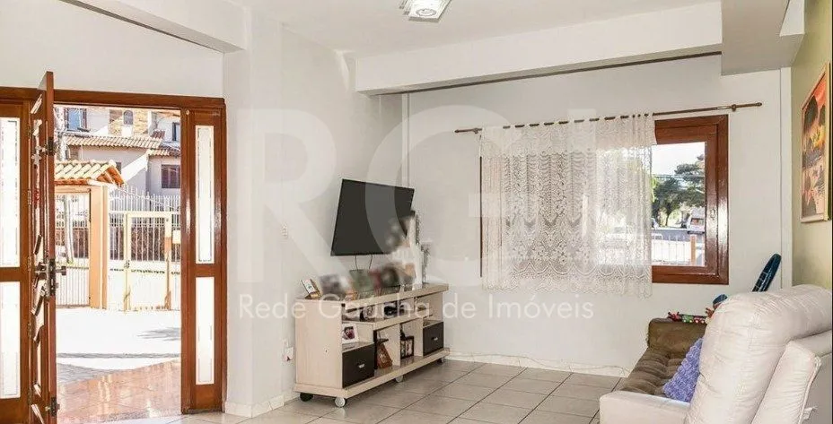 Imagem Casa para Venda - 287m², 4 dormitórios, sendo 1 suites, 4 vagas - Partenon