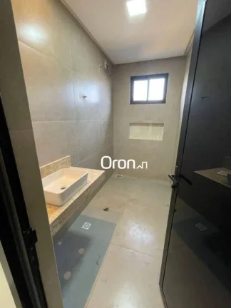Imagem Casa com 3 dormitórios à venda, 250 m² por R$ 940.000,00 - Setor Garavelo - Aparecida de Goiânia/GO