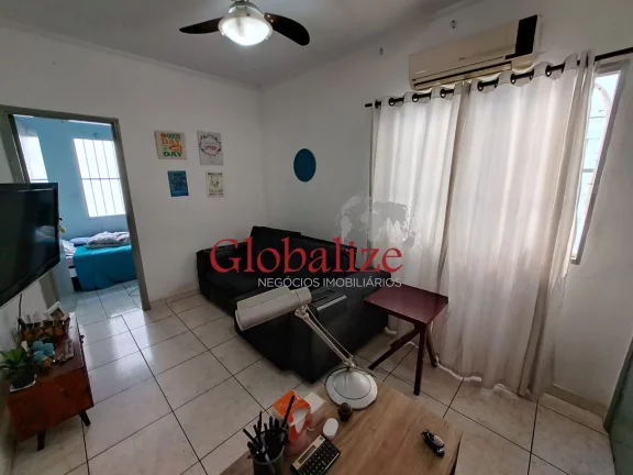 Foto do imóvel Apartamento à venda com 2 quartos, 1 banheiro, 1 vaga por R$245.000,00 no Macuco em Santos