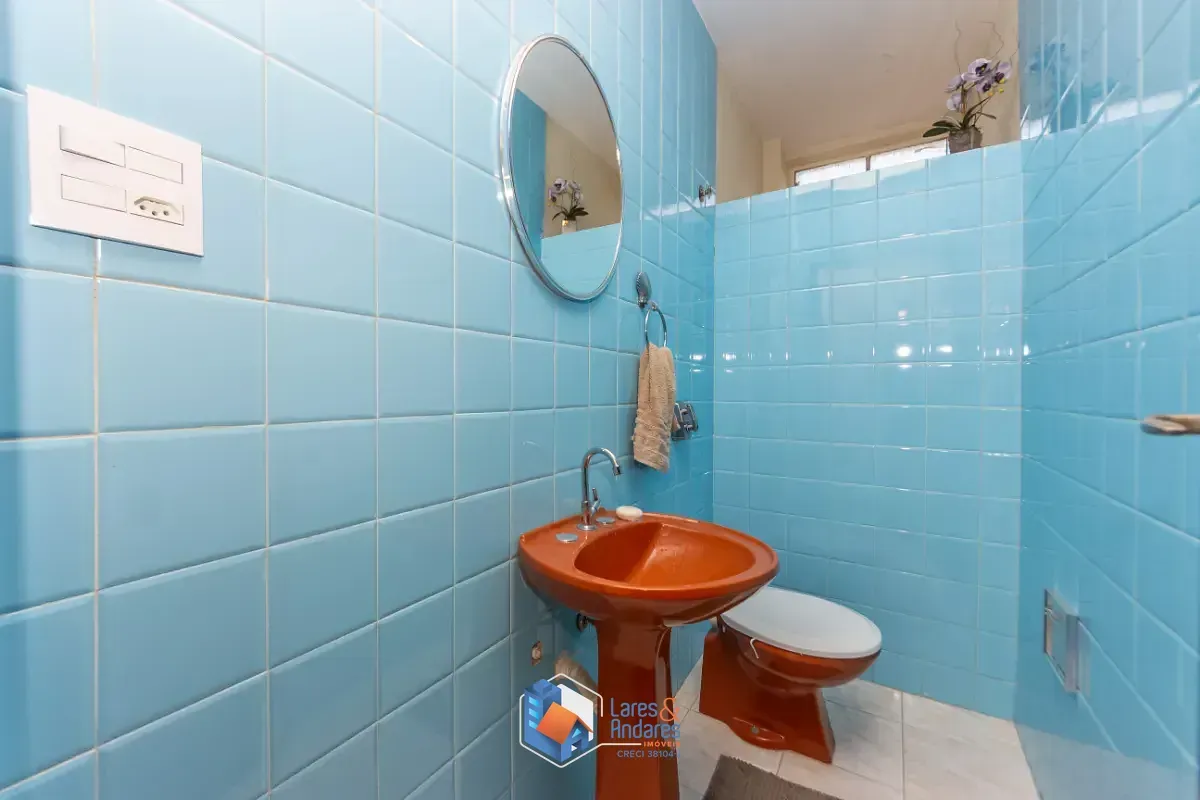 Imagem Sobrado para venda em Sumaré com 3 quartos, sendo 2 suítes, 160m²