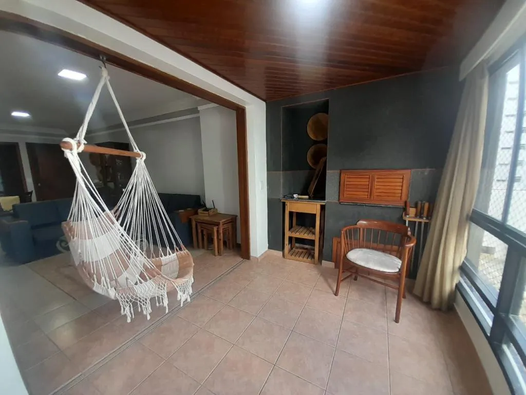 Imagem Apartamento 2Dórmitórios dependência - Bairro Zona Nova