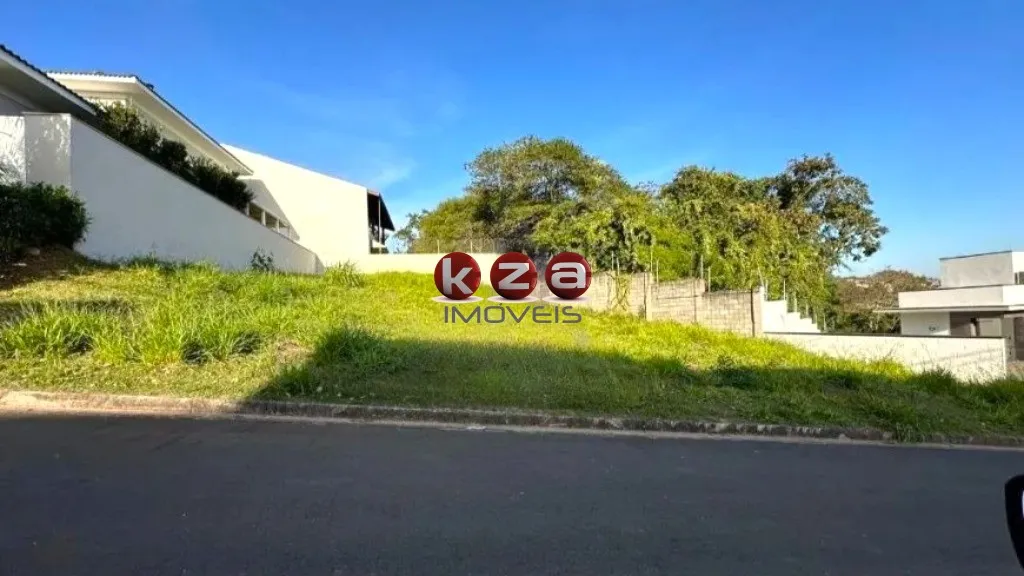 Foto do imóvel Terreno à venda em condomínio exclusivo em Valinhos-SP: 302,71 m² de puro luxo no Villaggio Fiorentino!