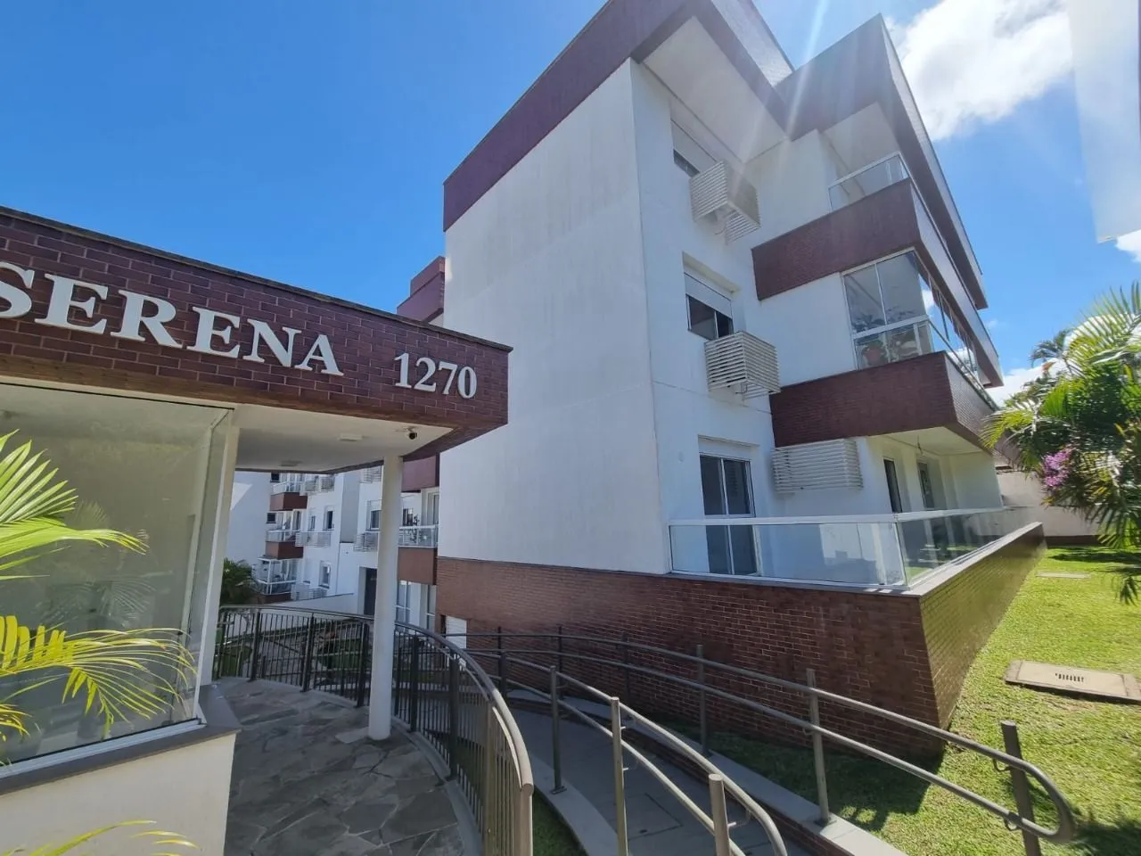 Imagem Apartamento 02 Dormitórios Com Sacada Bairro Tristeza