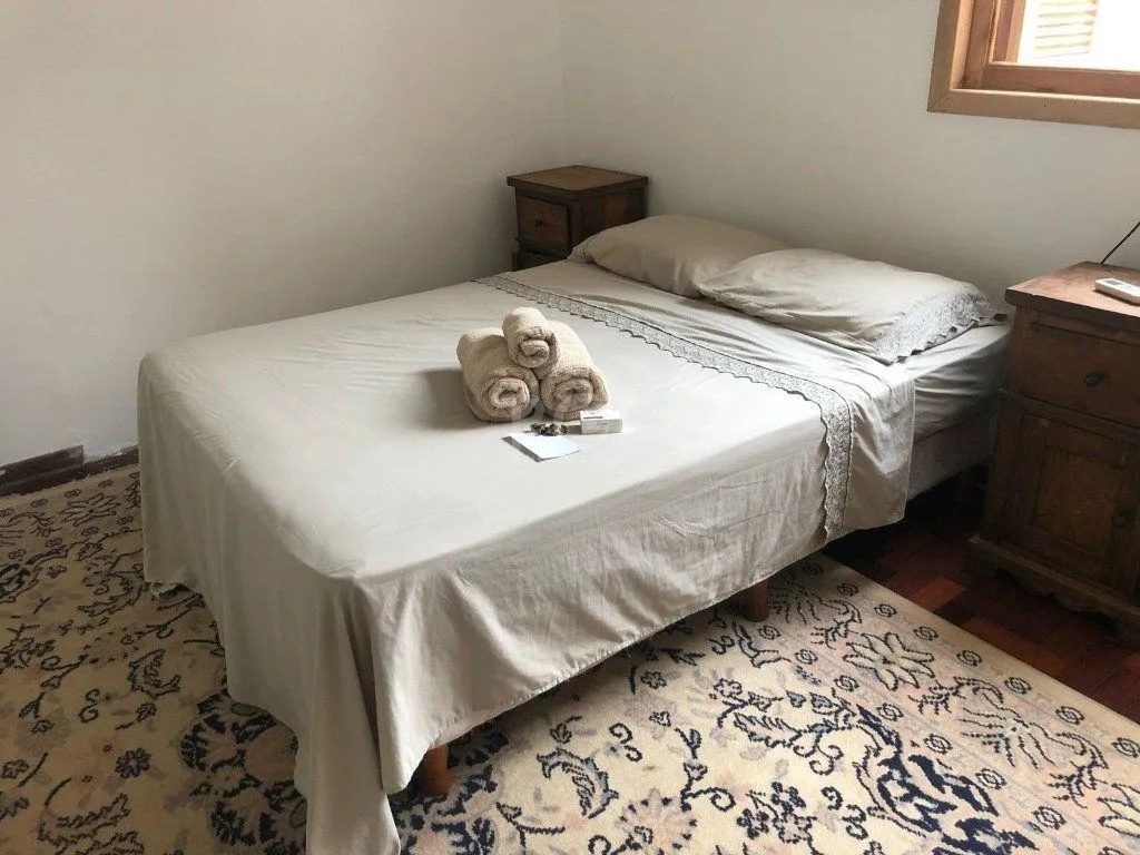 Imagem Casa para Venda - 260m², 3 dormitórios, sendo 2 suites, 2 vagas - Nonoai