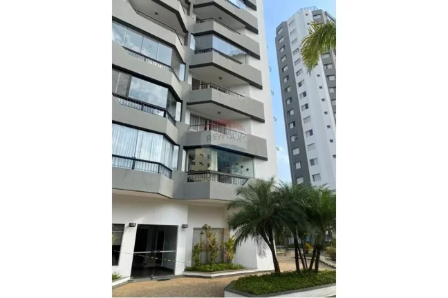 Foto do imóvel Excepcional apartamento de 3 dormitórios (1 suíte) na tranquila e arborizada Vila Indiana
