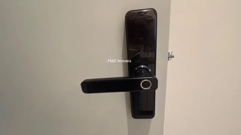 Imagem Apartamento de alto padrão para locação em Pinheiros, São Paulo-SP: 1 quarto, 1 sala, 1 banheiro, 24,50 m² de área.