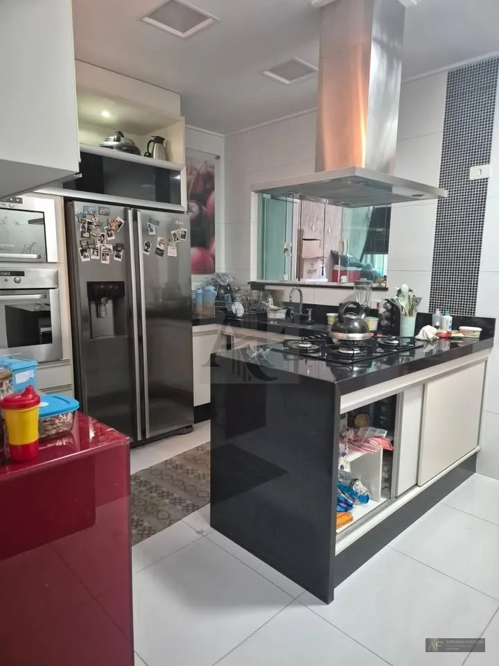 Imagem Casa à venda em Vila Carrão, São Paulo