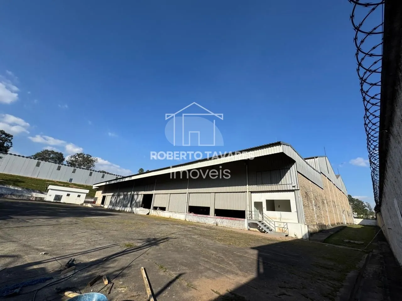 Imagem Galpão / Depósito / Armazém de 6200m² no bairro Industrial Anhangüera, em Osasco