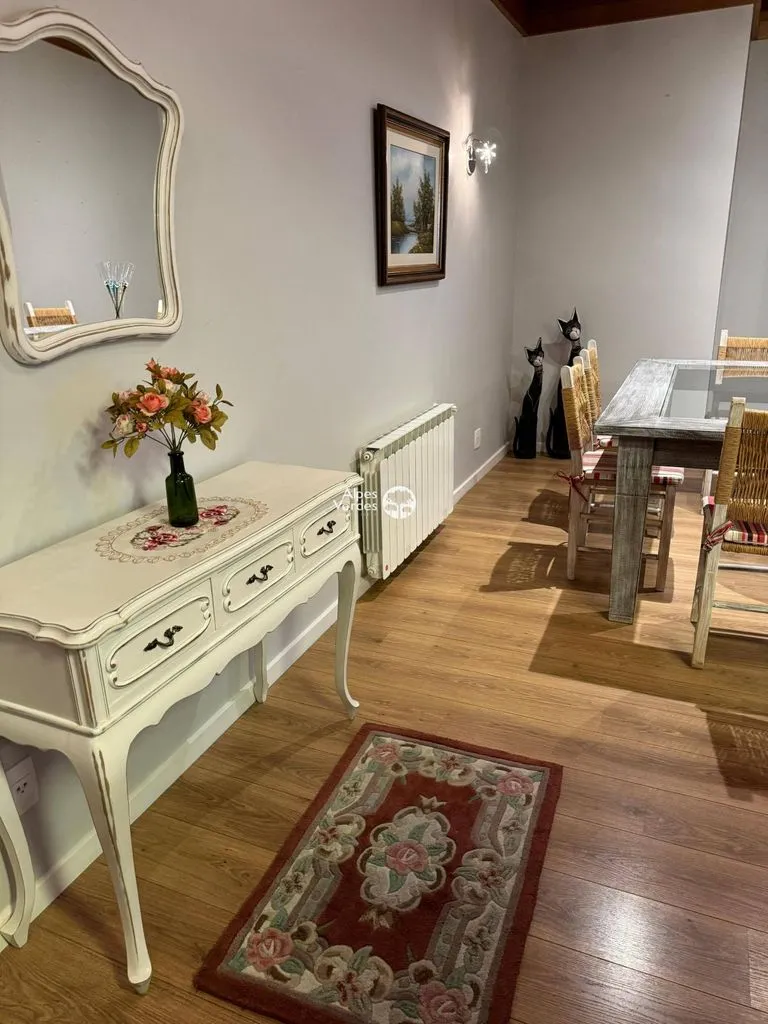 Imagem Vende-se apto no centro de Gramado- 4 Quartos- R$4.250.000,00