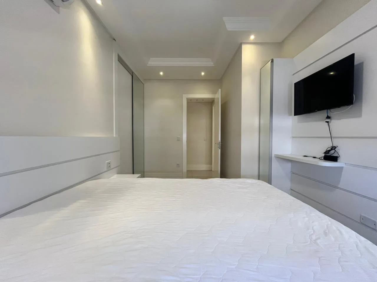 Imagem Apartamento com vista para o mar à venda com 132m2 por R$ 2.226.000,00