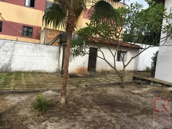 Imagem Casa para Venda em Salvador, Itapuã, 3 dormitórios, 1 suíte, 3 banheiros, 4 vagas