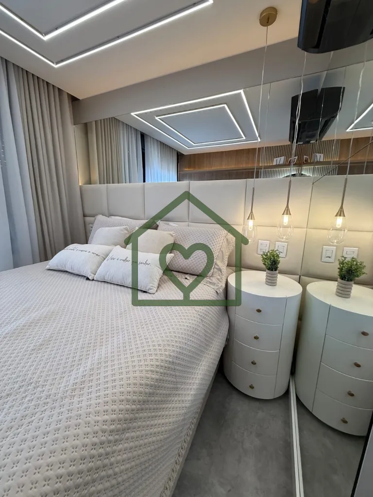 Imagem APARTAMENTO I 2 DORMITÓRIOS I 1 SUÍTE I MOBILIADO I VAGA I CRISTAL I ZONA SUL 
 
ABRIANOS vende ma...