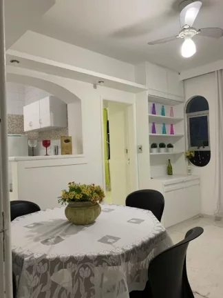 Imagem Oportunidade na Pituba: Quarto e Sala com Varanda, Nascente, 56m² e 1 Vaga!