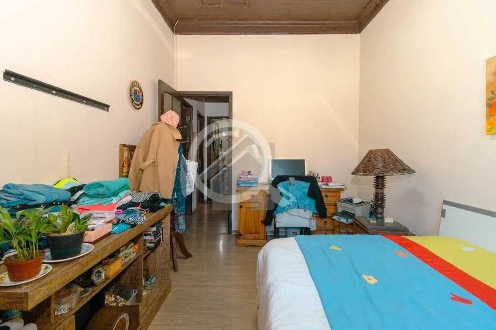 Imagem Casa 2 pavimentos com 130m² de área privativa, três dormitórios, living dois ambientes, sala de ...
