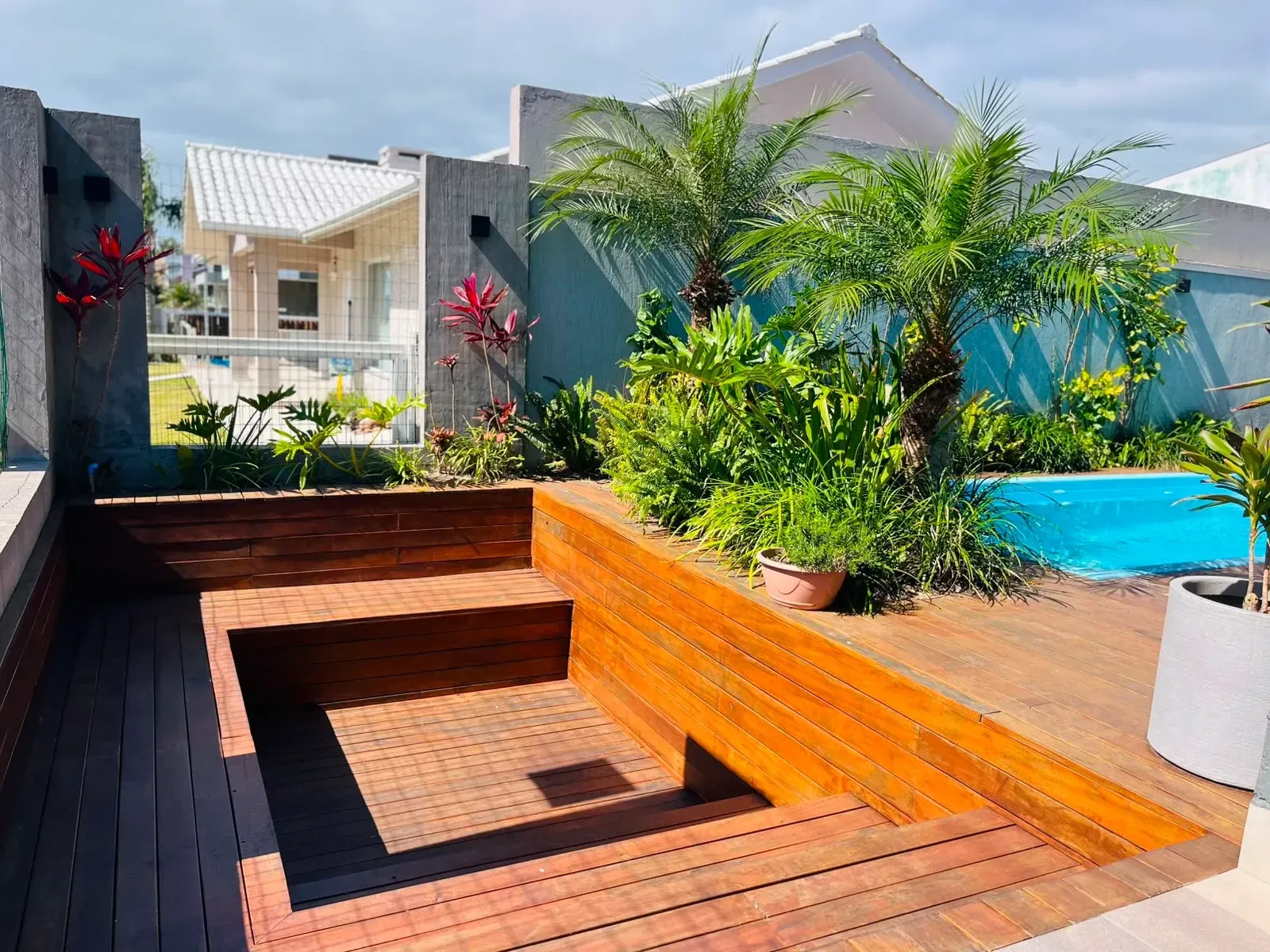 Imagem Sobrado com 4 Quartos à Venda, 290 m² em Village  - Capão da Canoa