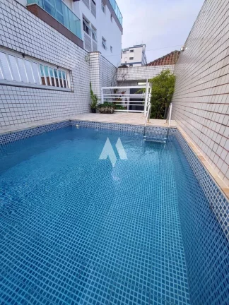 Imagem Casa triplex com piscina á venda em Santos